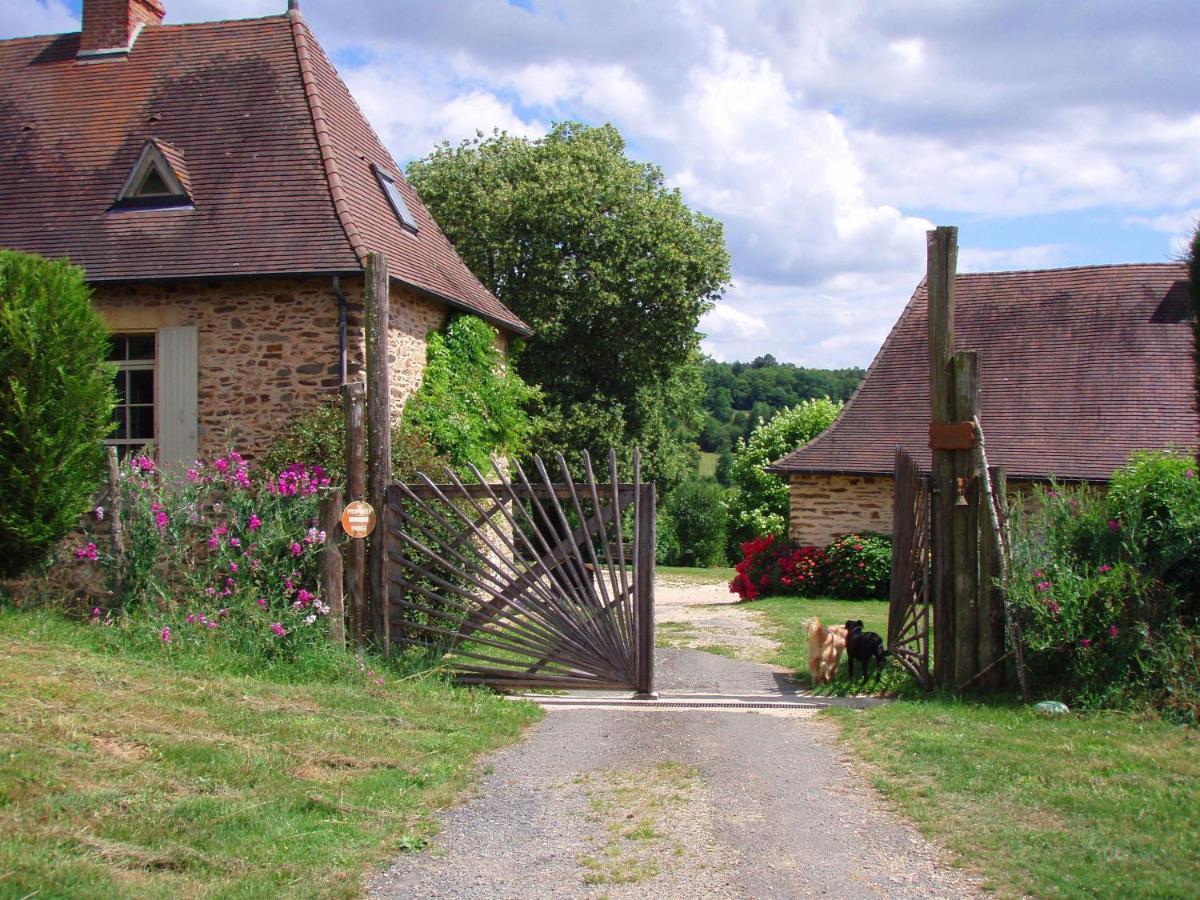 La Ferme De Sapharey Bed & Breakfast Sarrazac  Exterior foto